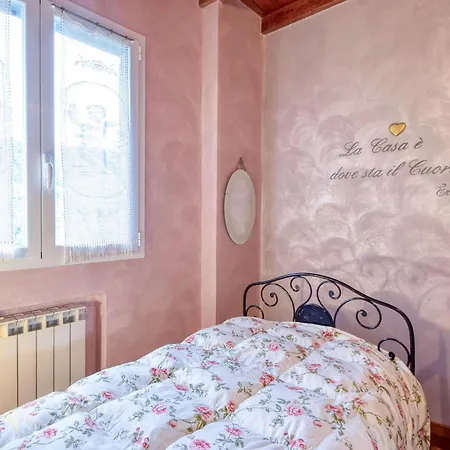 Gorgeous In With Wifi Casarza Ligure
