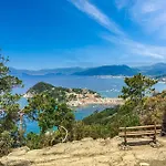 Piccole Donne Feriehus Casarza Ligure